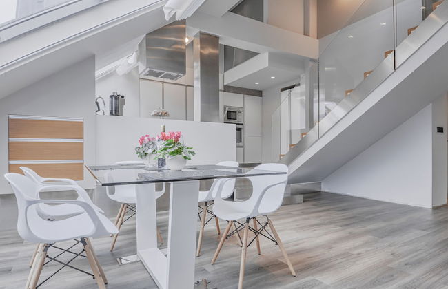 Luxury Apartment in Centre - Photo 7