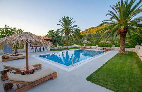 Zissis Villa & pool 5min drive to beach - Foto 3