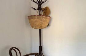 Magnolia Loft A spacious, authentic space with rustic charm - Foto 13