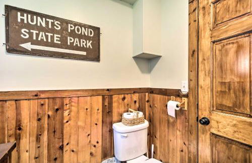 Pet-Friendly Saranac Lake Retreat with Deck and Yard - Foto 21