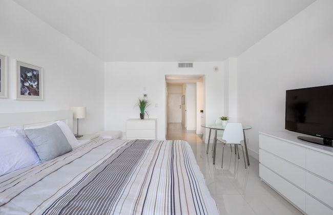 Ocean Reserve Luxury Condos Across from Sunny Isles Beach - Foto 36