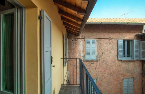 Lake Nest - by MyHomeInComo - Photo 23