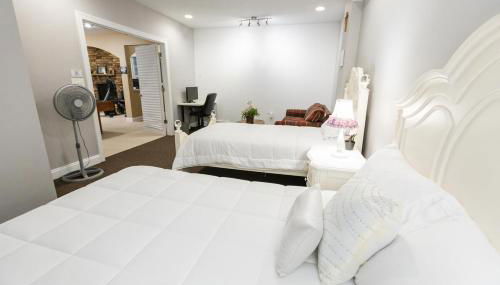 Spacious Basement in RDU RTP CARY area by JENDI - Foto 5