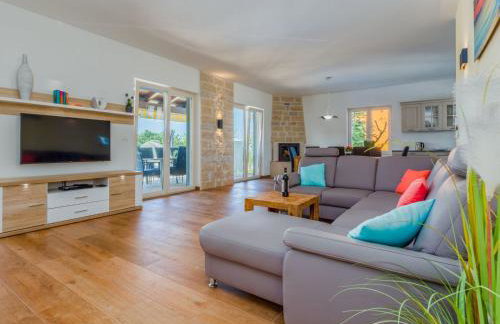 Holiday Home Tolles Ferienhaus in Deklići mit Privatem Pool by Interhome - Foto 80