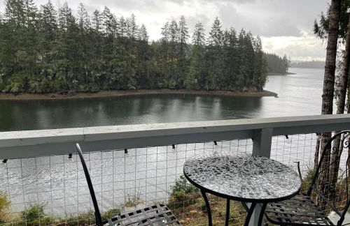 Waterfront Escape - Dock, Hot Tub, Theater - Foto 67