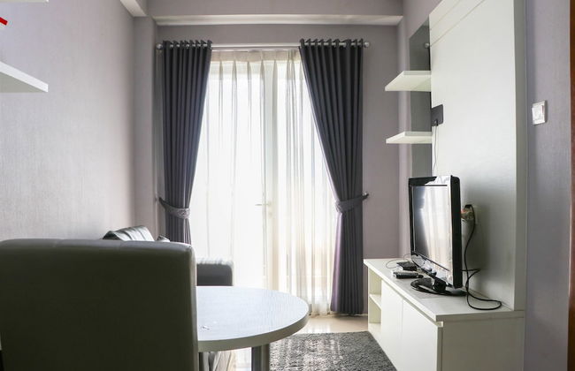 Minimalist And Warm 1Br Signature Park Grande Apartment - Photo 14