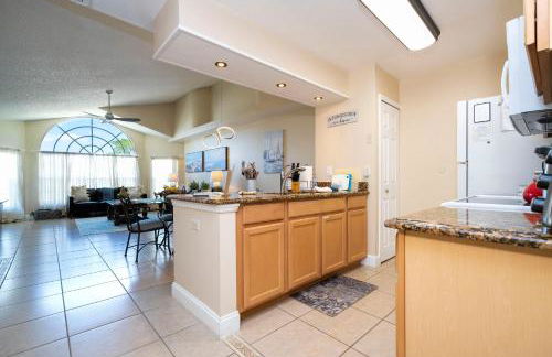 Beautiful, cozy and spacious Retreat near Disney - Foto 5