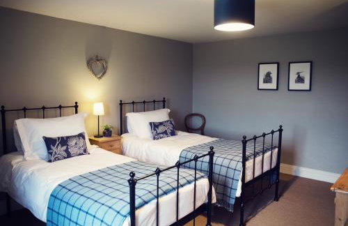 West House - Photo 29