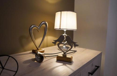 Theo and MS Luxurious Apartments by Filos Inc - Foto 25