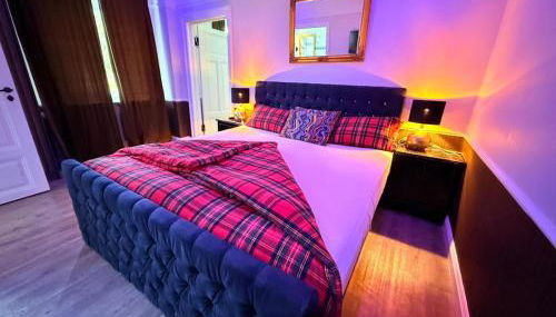 Whisperwood Apartment - Photo 3