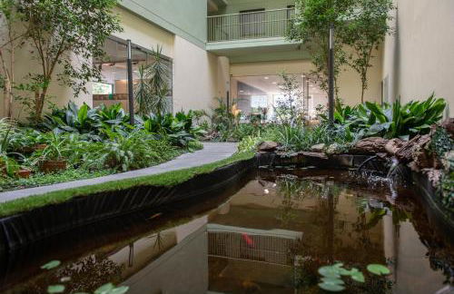 Aparthotel Aura Park Fira Barcelona - Photo 10