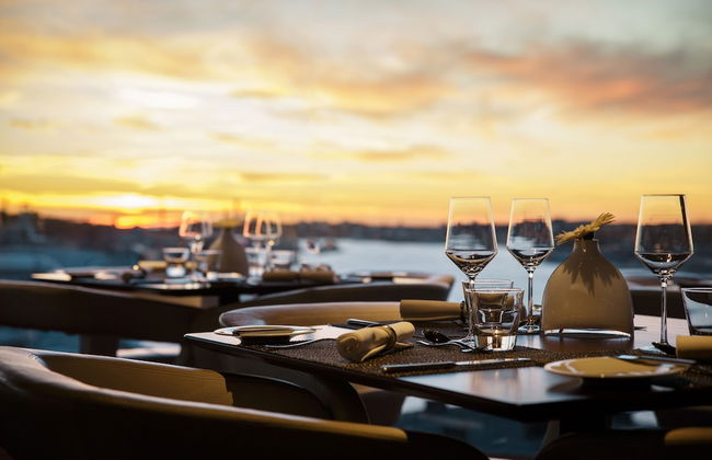 Apartments at Hotel Riverton - Photo 23