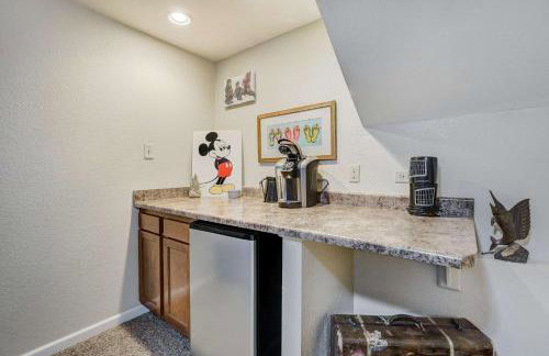 Crestpoint Court Family Multi-Level Near UCCS & BBQ - Foto 59