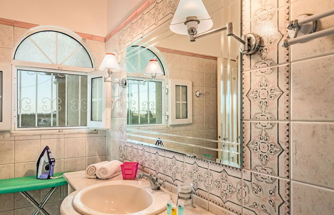 Zante 5 bedroom Villa with private pool and basketball court - Foto 21