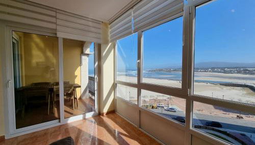 Dúplex en 1ª línea de playa - Foto 3