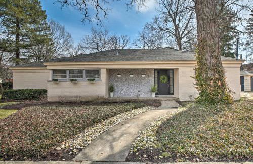 Home with Office and Yard 25 Mi to Downtown Chicago! - Foto 33