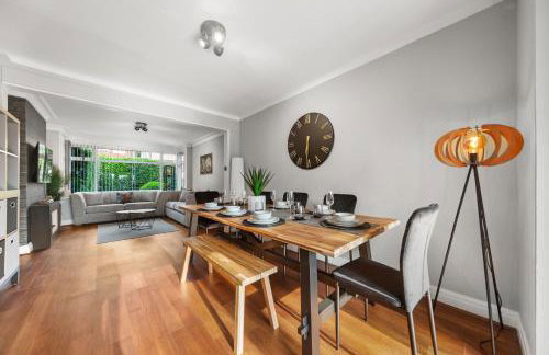 Peaceful 3-BR Home-Driveway, Sky-TV-Free WiFi - Foto 9