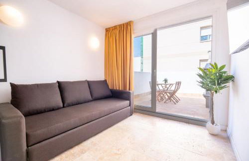 Atico duplex con Barbacoa y Terraza en Barri Port Maritim - Foto 25