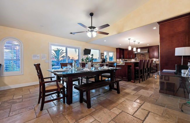 Chardonnay Charm by Avantstay Luxe Group Retreat w/ Pool Mins to Wineries - Foto 10