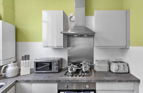 Leyton 1BR Flat Near Tube, 247 Gym, Tennis Court - Foto 17