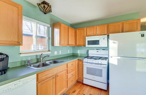 Brooklyn Cottage w/ Dock - Steps To Wamplers Lake! - Foto 9