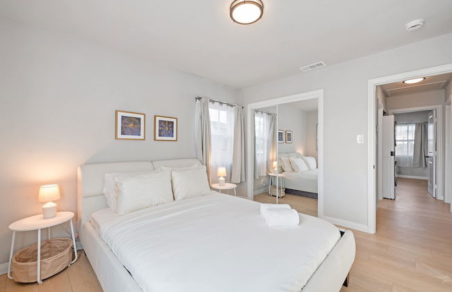 Luxury Modern Retreat w Spacious Yard Premium Comfort - Foto 32