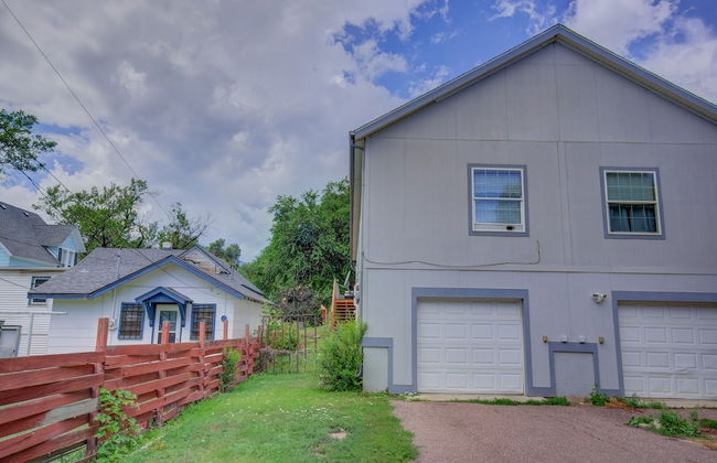 Pet-friendly 4 BR Family Stay Near Downtown - Foto 33