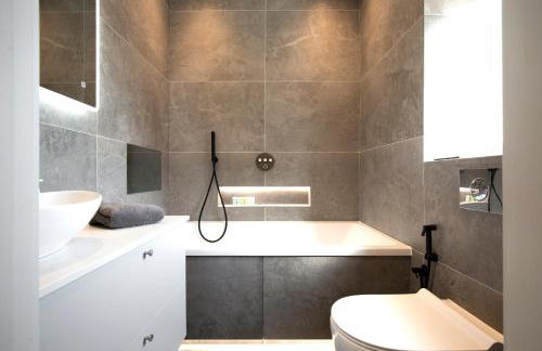 Luxury 3 Bedroom Flat 5 min to tube station - Foto 21