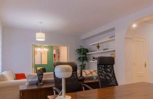 For You Rentals Apartamento Amplio y Elegante en Paseo de la Habana Temporal PDH520 - Photo 11