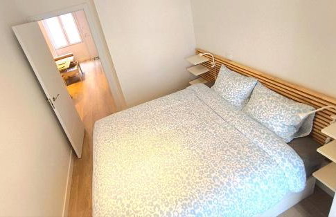 Modern Apartment with Terrace near the Center - Photo 8