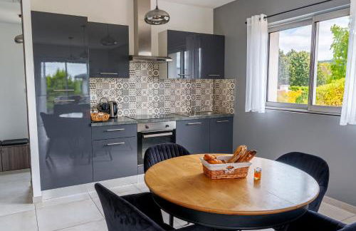 La Villa Perchée, Appartements Élégants, sauna Privé, sport, terrasses et Vue Panoramique, Parking protégé, proche PARIS - Foto 37