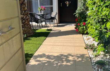 Elegant Glyfada Apartment-private Garden-Near METRO - Foto 1