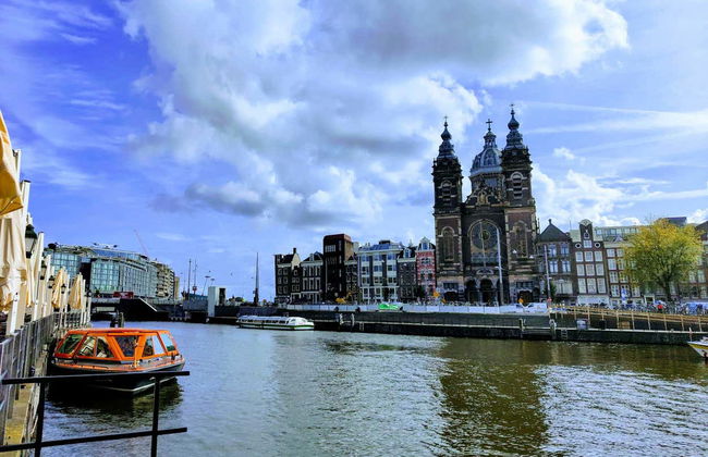 Amsterdam History Tour - Photo 2