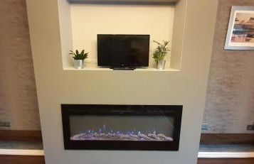 Hawksworth House in Chelmsley Wood, Birmingham near Solihull, near the NEC, HS2, JLR, Bear Grylls Centre, Resorts World and Birmingham airport, with a garage and free parking, great for families and contractors - Foto 20