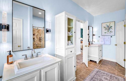 Amazing House - Movie & Game Room, Hot Tub, Fire Pit & Golf Course - Foto 73