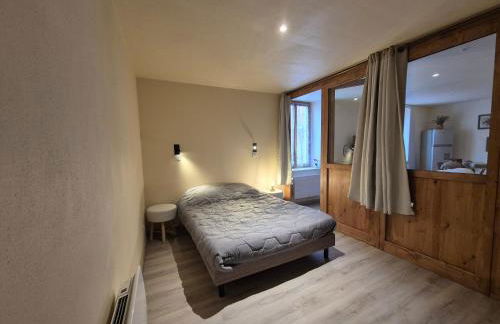 T2 BOURGEAT - Charmant 2 pièces - Centre ville - Photo 2