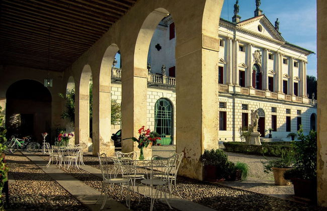 Villa in Venice With Private Pool & Park - Foto 20