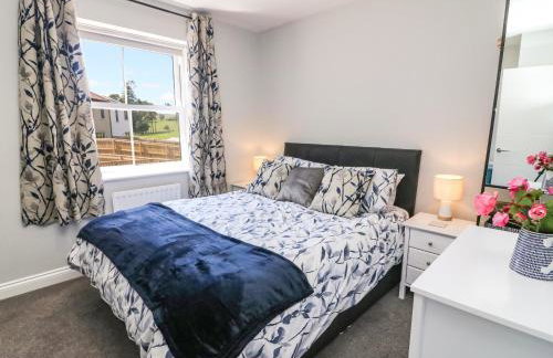 Hall View - Photo 13