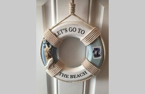 Entire Ground Floor Apartment - West Bay - Photo 5