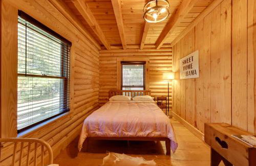 Cabin with Catch and Release Pond in Hueytown! - Foto 7