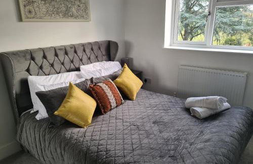 SAV 5 bedroom Executive detached house in Leiceste - Photo 32