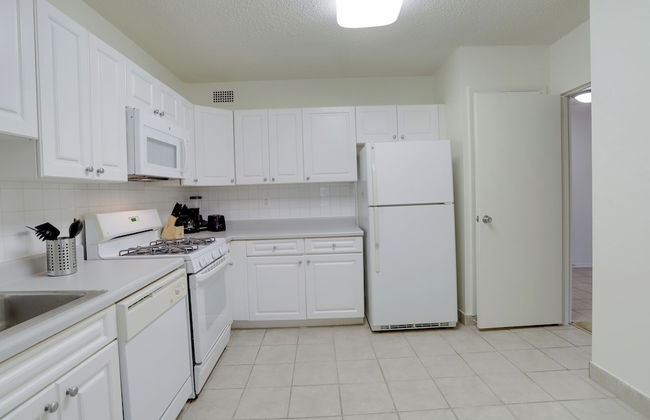 Crystal City Apt Close to Airport - Foto 20