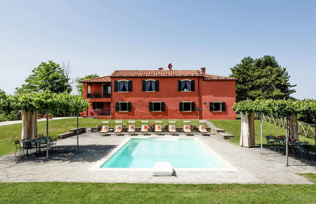 Villa With Private Swimming Pool - Foto 1