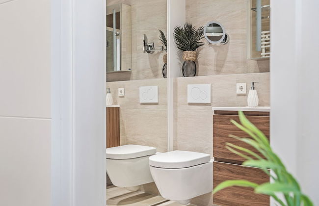 Stylish Luxurious Apt w Pool & Gym ID214 - Foto 28