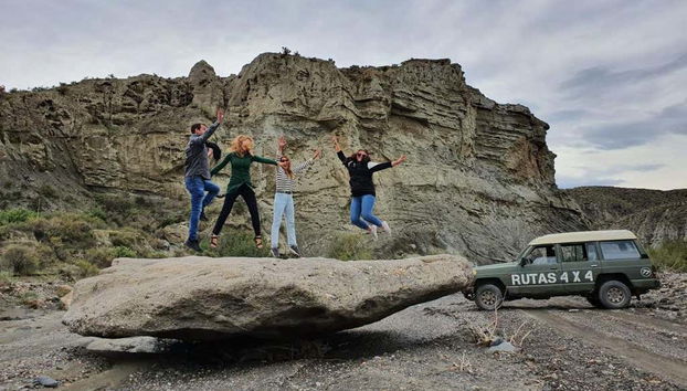 In posa per una foto