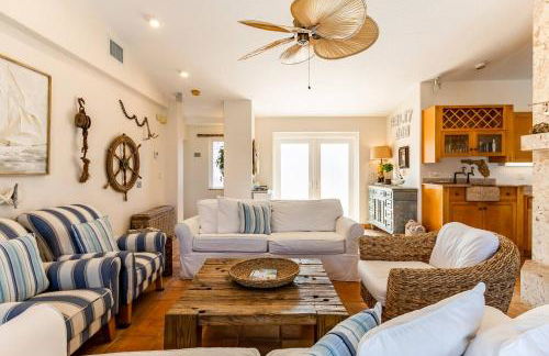 Salty Dog direct oceanfront luxurious retreat! - Foto 78