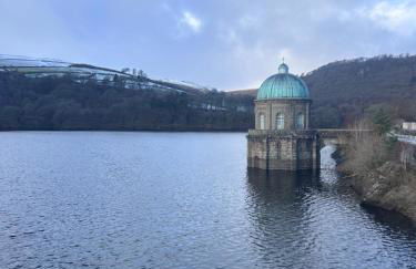 Ty Mawr, The Old School Holiday Homes - Pet Friendly - Foto 47