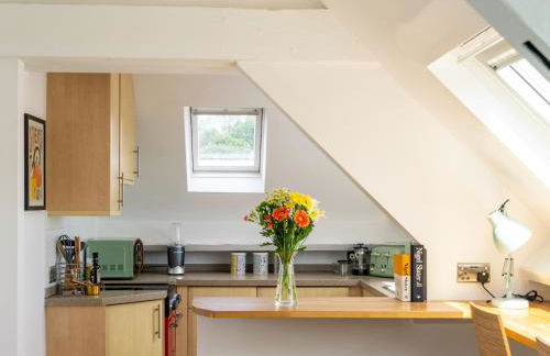 Tranquil cosy apartment in centre of Avening - Pass the Keys - Foto 11