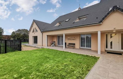 Cozy Home In La Chapelle-Vendômoise - Foto 9