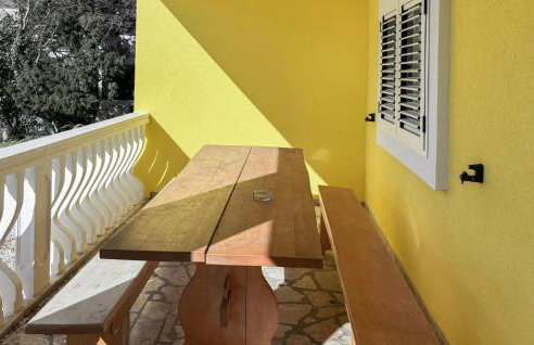 Amazing Apartment In Lukovo Sugarje - Foto 3